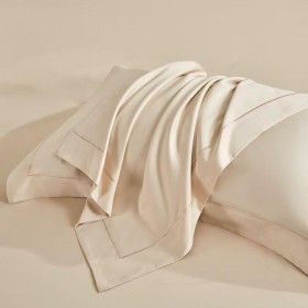 Комплект простыни с двумя наволочками, люкс-сатин 471-3Р